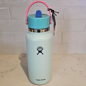 Hydroflask limited edition polar plunge 32 Oz wide mouth flip straw water bottle